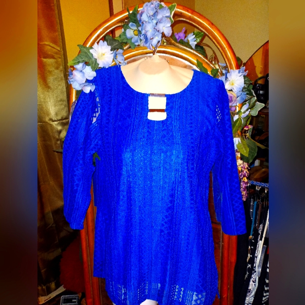 Crochet style lined tunic NWT